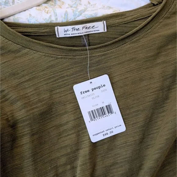 Free People We the Free Natasha Long Sleeve Tee Olive Green Size Medium NWT - Picture 3 of 7